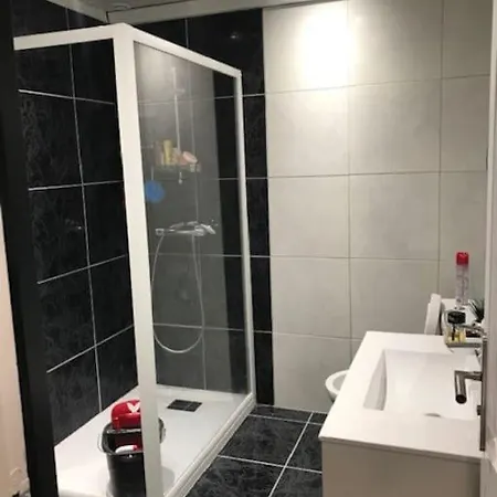 Flat Lägenhet *